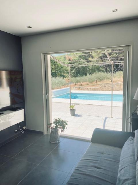 Jolie Maison De 110 M 2, Pour 6 Personnes, Au Calme, Avec Piscine Les Cordiers Exterior foto